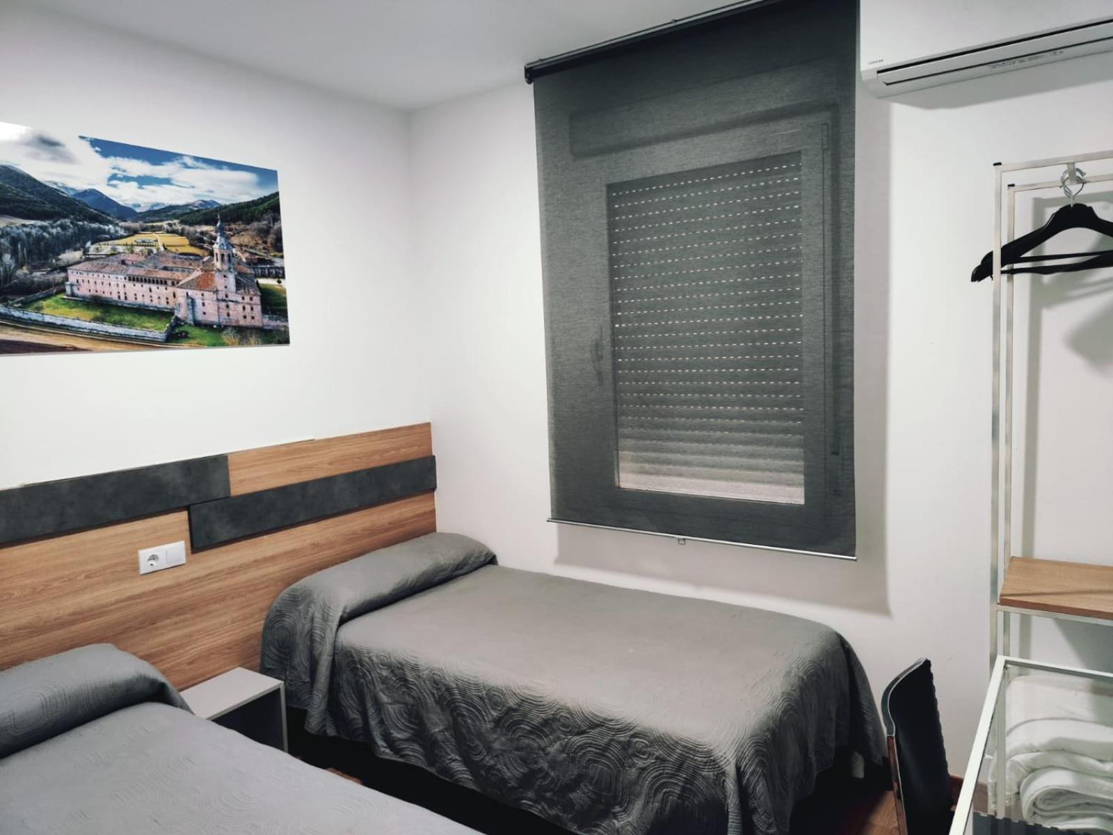 Hostal Rioja Condestable Logroño Exterior foto