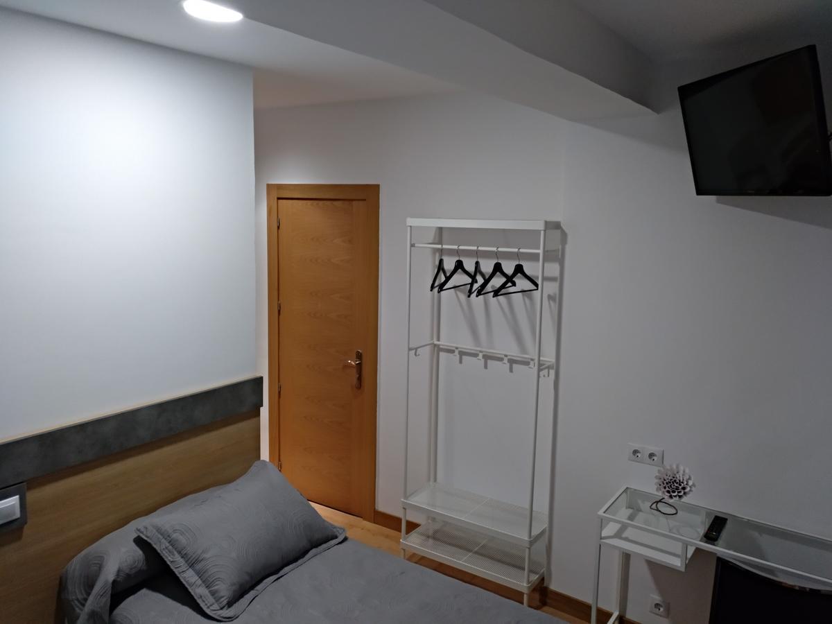 Hostal Rioja Condestable Logroño Exterior foto